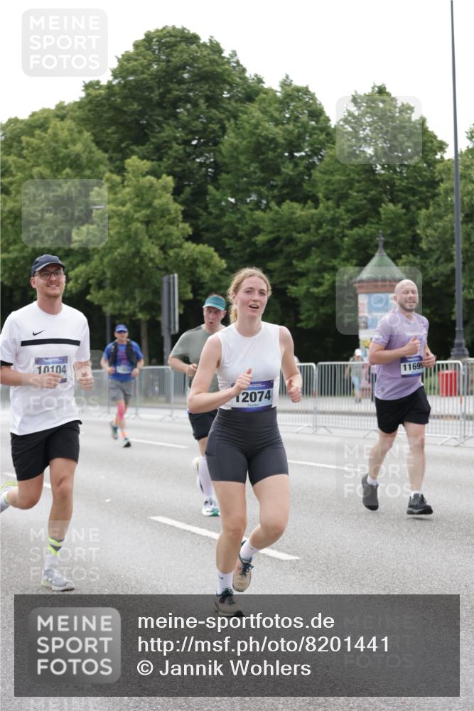 29.06.2025 - hella hamburg halbmarathon Jannik Wohlers http://msf.ph/oto/8201441 29.06.2025 10:25:27 Lombardsbrücke 1305, 1479, 1481, 3343, 3765, 4378, 4797, 5497, 6663, 8881, 10104, 10219, 11596, 11699, 11828, 11859, 12074, 12505, 12838, 12945, 12946, 13653, 14179, 14223, 14936, 16289, 16354, 16381, 16927, 17369 meine-sportfotos.de