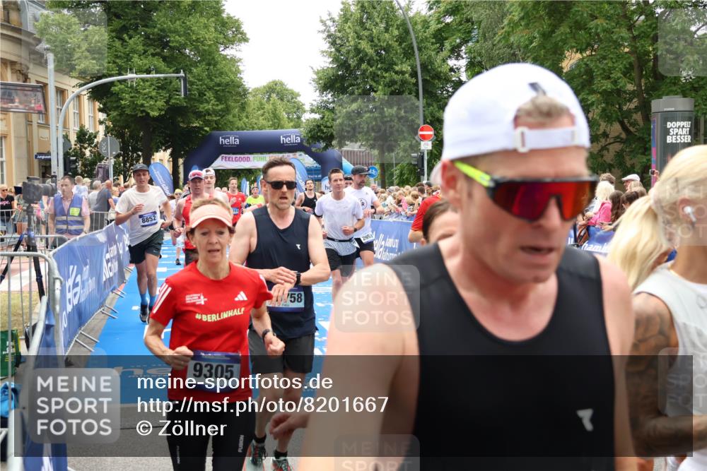 29.06.2025 - hella hamburg halbmarathon Zöllner http://msf.ph/oto/8201667 29.06.2025 10:47:36 Ziel 1070, 1320, 1592, 1696, 2284, 2953, 3304, 5532, 5889, 6009, 8023, 8234, 8852, 8927, 10969, 11021, 12870, 13223, 13303, 14618, 14619, 15451, 15479, 17846, 17905, 18104, 18970, 19181 meine-sportfotos.de