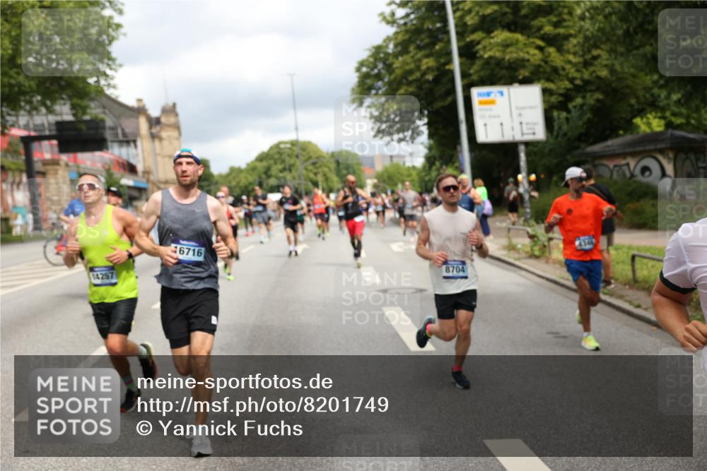 29.06.2025 - hella hamburg halbmarathon Yannick Fuchs http://msf.ph/oto/8201749 29.06.2025 10:44:46 20KM 1119, 1399, 1461, 1466, 1507, 1630, 1750, 1817, 2207, 2880, 3654, 4077, 4346, 4816, 5018, 5115, 6027, 6662, 6712, 6795, 7052, 7134, 7176, 7397, 7583, 7930, 7932, 8117, 8572, 8704, 8819, 9057, 10371, 11214, 11356, 11607, 12016, 12624, 13008, 13687, 13701, 13875, 14034, 14125, 14257, 14626, 15362, 15395, 15803, 15950, 16285, 16291, 16716, 17179, 17221, 17384, 18006, 18066, 18370, 18394, 18489, 18811 meine-sportfotos.de