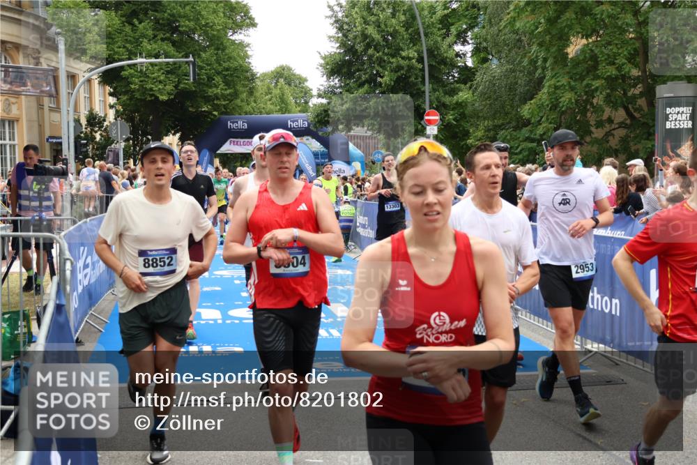 29.06.2025 - hella hamburg halbmarathon Zöllner http://msf.ph/oto/8201802 29.06.2025 10:47:38 Ziel 1070, 1320, 1592, 1696, 2284, 2953, 5889, 6009, 8023, 8234, 8927, 10969, 11021, 12870, 13223, 13303, 14618, 14619, 15451, 15479, 17905, 18104, 18970, 19181 meine-sportfotos.de