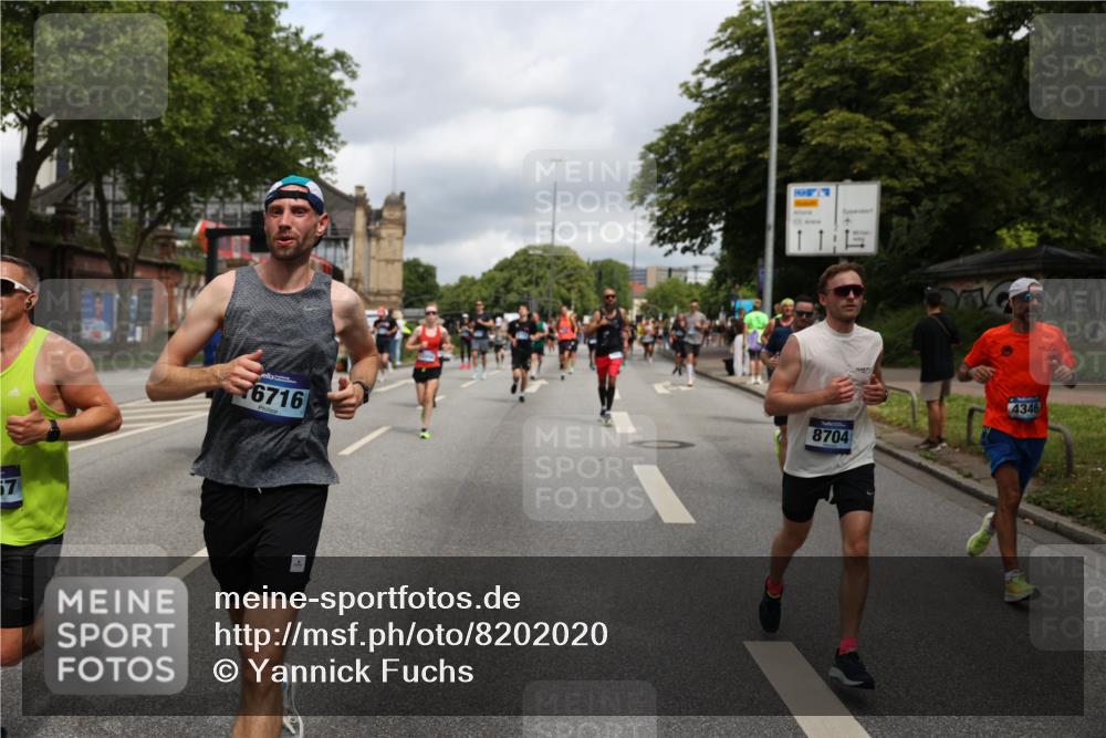29.06.2025 - hella hamburg halbmarathon Yannick Fuchs http://msf.ph/oto/8202020 29.06.2025 10:44:46 20KM 1119, 1399, 1461, 1466, 1507, 1630, 1750, 1817, 2207, 2880, 3654, 4077, 4346, 4816, 5018, 5115, 6027, 6662, 6712, 6795, 7052, 7134, 7176, 7397, 7583, 7930, 7932, 8117, 8572, 8704, 8819, 9057, 10371, 11214, 11356, 11607, 12016, 12624, 13008, 13687, 13701, 13875, 14034, 14125, 14257, 14626, 15362, 15395, 15803, 15950, 16285, 16291, 16716, 17179, 17221, 17384, 18006, 18066, 18370, 18394, 18489, 18811 meine-sportfotos.de
