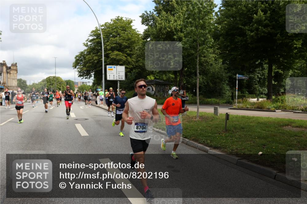 29.06.2025 - hella hamburg halbmarathon Yannick Fuchs http://msf.ph/oto/8202196 29.06.2025 10:44:47 20KM 1119, 1461, 1466, 1507, 1750, 1817, 2207, 2880, 3654, 4077, 4346, 4816, 5018, 5115, 6027, 6662, 6712, 6795, 7052, 7134, 7176, 7397, 7583, 7930, 7932, 8117, 8572, 8704, 8819, 9057, 11214, 11356, 11607, 12016, 12624, 12949, 13008, 13687, 13701, 13875, 14034, 14125, 14257, 14626, 15362, 15395, 15720, 15803, 15950, 16285, 16291, 16716, 17179, 17221, 17384, 18006, 18066, 18370, 18394, 18489, 18811 meine-sportfotos.de