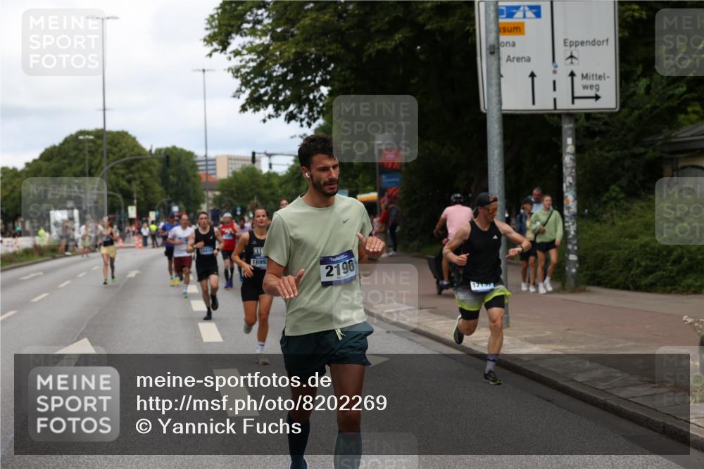 29.06.2025 - hella hamburg halbmarathon Yannick Fuchs http://msf.ph/oto/8202269 29.06.2025 10:32:06 20KM 1290, 2196, 2404, 2767, 3790, 5042, 5791, 5923, 6047, 6458, 9017, 9914, 10190, 10451, 11423, 12739, 12900, 13141, 13148, 13372, 13854, 14387, 14459, 14934, 15178, 15410, 16992, 17125, 17137, 18103, 18159, 18216, 18357, 18986 meine-sportfotos.de
