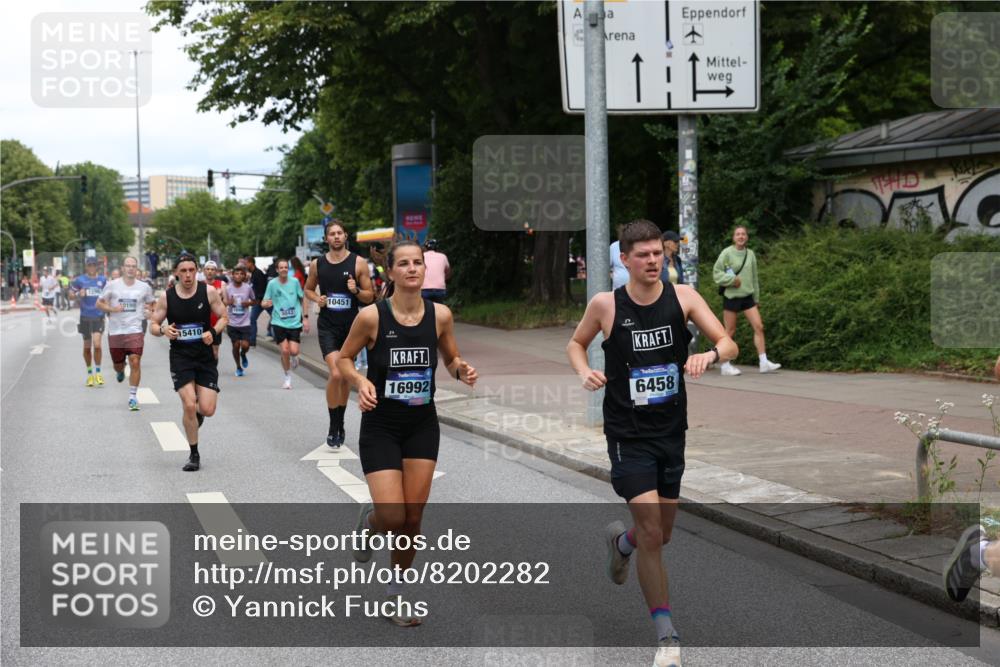 29.06.2025 - hella hamburg halbmarathon Yannick Fuchs http://msf.ph/oto/8202282 29.06.2025 10:32:08 20KM 1290, 1505, 2196, 2404, 2767, 3790, 5042, 5791, 5923, 6047, 6458, 9017, 9914, 10190, 10451, 11106, 11423, 12739, 12900, 13141, 13148, 13372, 13854, 14387, 15178, 15410, 16992, 17125, 17137, 18103, 18159, 18216, 18357, 18986 meine-sportfotos.de