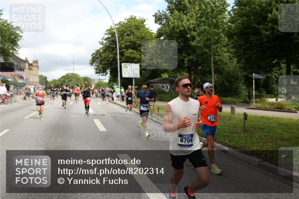 29.06.2025 - hella hamburg halbmarathon Yannick Fuchs http://msf.ph/oto/8202314 29.06.2025 10:44:47 20KM 1119, 1461, 1466, 1507, 1750, 1817, 2207, 2880, 3654, 4077, 4346, 4816, 5018, 5115, 6027, 6662, 6712, 6795, 7052, 7134, 7176, 7397, 7583, 7930, 7932, 8117, 8572, 8704, 8819, 9057, 11214, 11356, 11607, 12016, 12624, 12949, 13008, 13687, 13701, 13875, 14034, 14125, 14257, 14626, 15362, 15395, 15720, 15803, 15950, 16285, 16291, 16716, 17179, 17221, 17384, 18006, 18066, 18370, 18394, 18489, 18811 meine-sportfotos.de