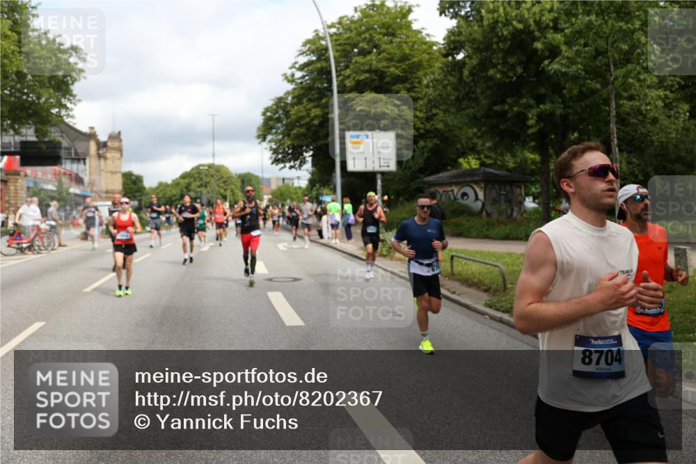 29.06.2025 - hella hamburg halbmarathon Yannick Fuchs http://msf.ph/oto/8202367 29.06.2025 10:44:47 20KM 1119, 1461, 1466, 1507, 1750, 1817, 2207, 2880, 3654, 4077, 4346, 4816, 5018, 5115, 6027, 6662, 6712, 6795, 7052, 7134, 7176, 7397, 7583, 7930, 7932, 8117, 8572, 8704, 8819, 9057, 11214, 11356, 11607, 12016, 12624, 12949, 13008, 13687, 13701, 13875, 14034, 14125, 14257, 14626, 15362, 15395, 15720, 15803, 15950, 16285, 16291, 16716, 17179, 17221, 17384, 18006, 18066, 18370, 18394, 18489, 18811 meine-sportfotos.de