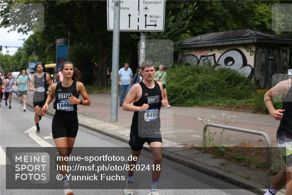 29.06.2025 - hella hamburg halbmarathon Yannick Fuchs http://msf.ph/oto/8202418 29.06.2025 10:32:08 20KM 1290, 1505, 2196, 2404, 2767, 3790, 5042, 5791, 5923, 6047, 6458, 9017, 9914, 10190, 10451, 11106, 11423, 12739, 12900, 13141, 13148, 13372, 13854, 14387, 15178, 15410, 16992, 17125, 17137, 18103, 18159, 18216, 18357, 18986 meine-sportfotos.de