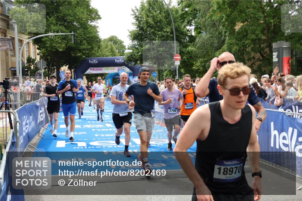 29.06.2025 - hella hamburg halbmarathon Zöllner http://msf.ph/oto/8202469 29.06.2025 10:47:48 Ziel 2340, 2708, 5915, 7962, 8564, 10988, 11283, 12679, 13948, 14383, 15478, 16205, 17229, 18430 meine-sportfotos.de