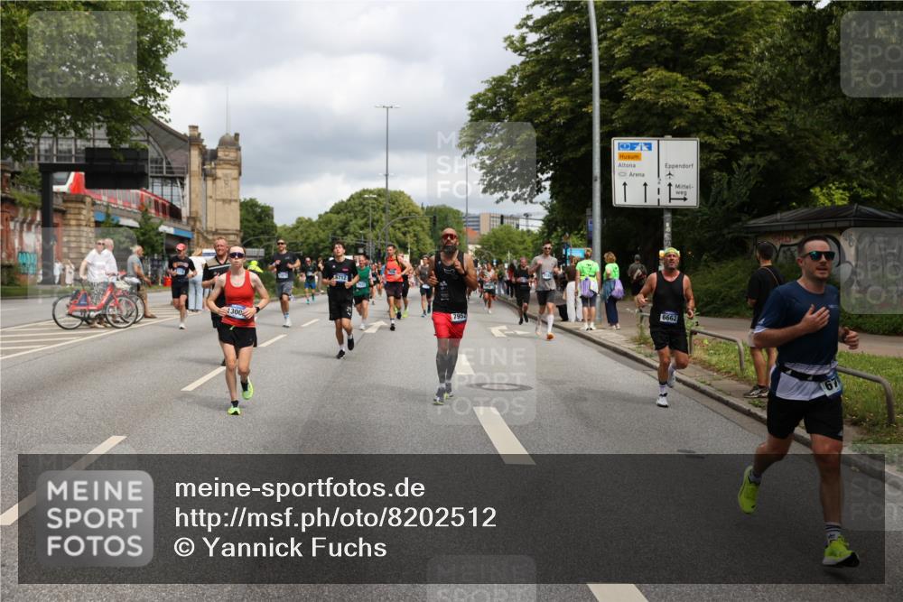 29.06.2025 - hella hamburg halbmarathon Yannick Fuchs http://msf.ph/oto/8202512 29.06.2025 10:44:47 20KM 1119, 1461, 1466, 1507, 1750, 1817, 2207, 2880, 3654, 4077, 4346, 4816, 5018, 5115, 6027, 6662, 6712, 6795, 7052, 7134, 7176, 7397, 7583, 7930, 7932, 8117, 8572, 8704, 8819, 9057, 11214, 11356, 11607, 12016, 12624, 12949, 13008, 13687, 13701, 13875, 14034, 14125, 14257, 14626, 15362, 15395, 15720, 15803, 15950, 16285, 16291, 16716, 17179, 17221, 17384, 18006, 18066, 18370, 18394, 18489, 18811 meine-sportfotos.de