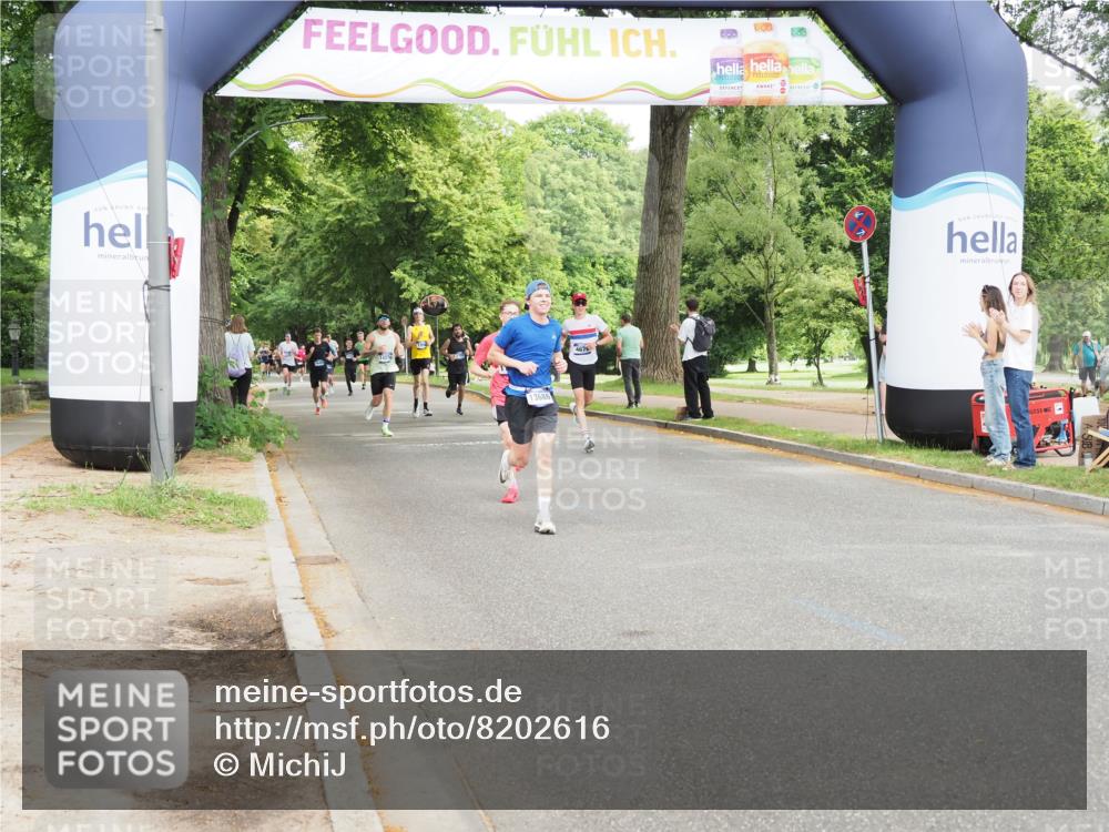 29.06.2025 - hella hamburg halbmarathon MichiJ http://msf.ph/oto/8202616 29.06.2025 10:21:50 Zwischen KM18-KM19 1407, 2746, 3935, 4463, 4679, 8062, 10927, 12899, 13686, 14028, 18562, 18563 meine-sportfotos.de