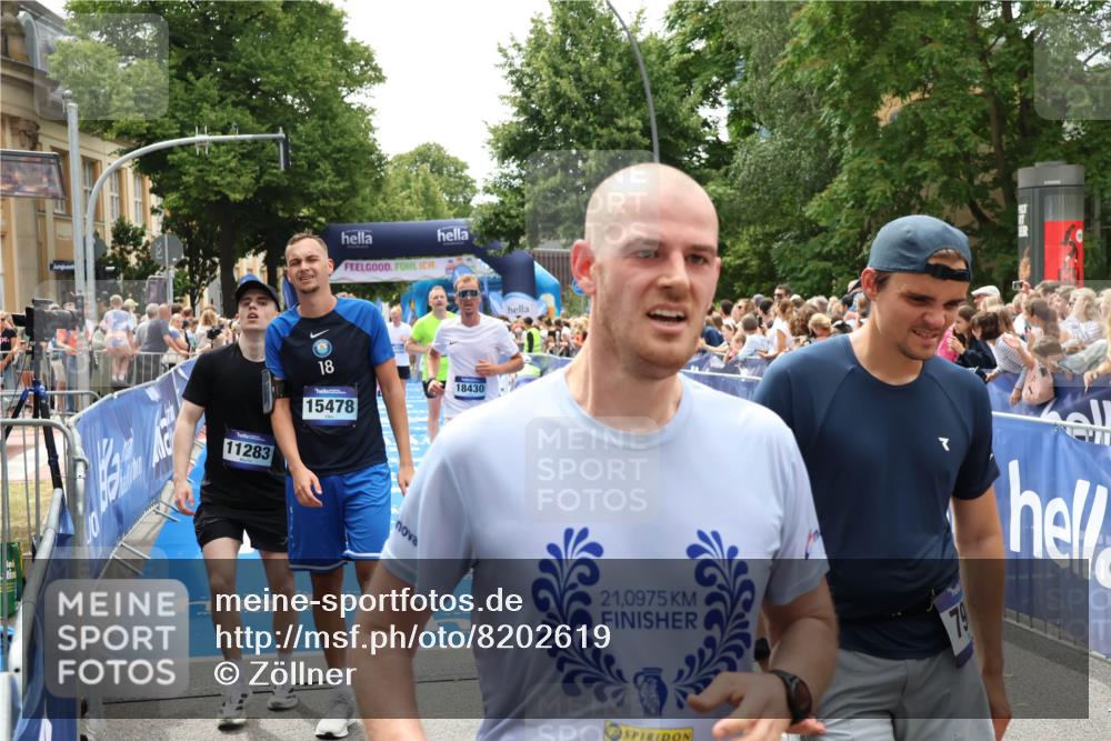 29.06.2025 - hella hamburg halbmarathon Zöllner http://msf.ph/oto/8202619 29.06.2025 10:47:50 Ziel 2340, 5915, 8564, 11283, 11961, 12679, 14383, 15478, 17229, 18356, 18430, 18836 meine-sportfotos.de