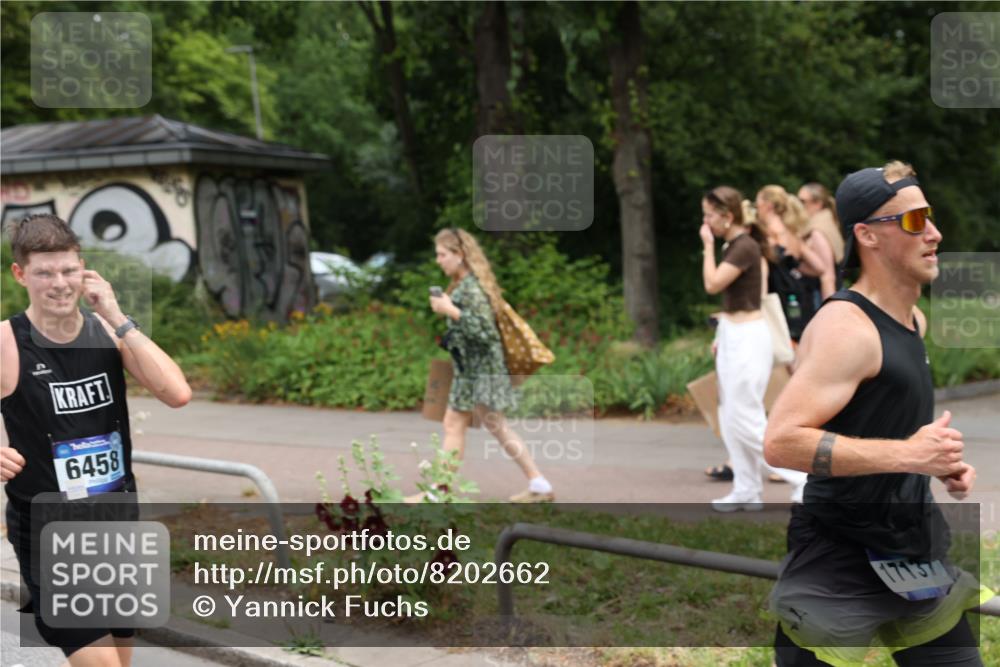 29.06.2025 - hella hamburg halbmarathon Yannick Fuchs http://msf.ph/oto/8202662 29.06.2025 10:32:08 20KM 1290, 1505, 2196, 2404, 2767, 3790, 5042, 5791, 5923, 6047, 6458, 9017, 9914, 10190, 10451, 11106, 11423, 12739, 12900, 13141, 13148, 13372, 13854, 14387, 15178, 15410, 16992, 17125, 17137, 18103, 18159, 18216, 18357, 18986 meine-sportfotos.de