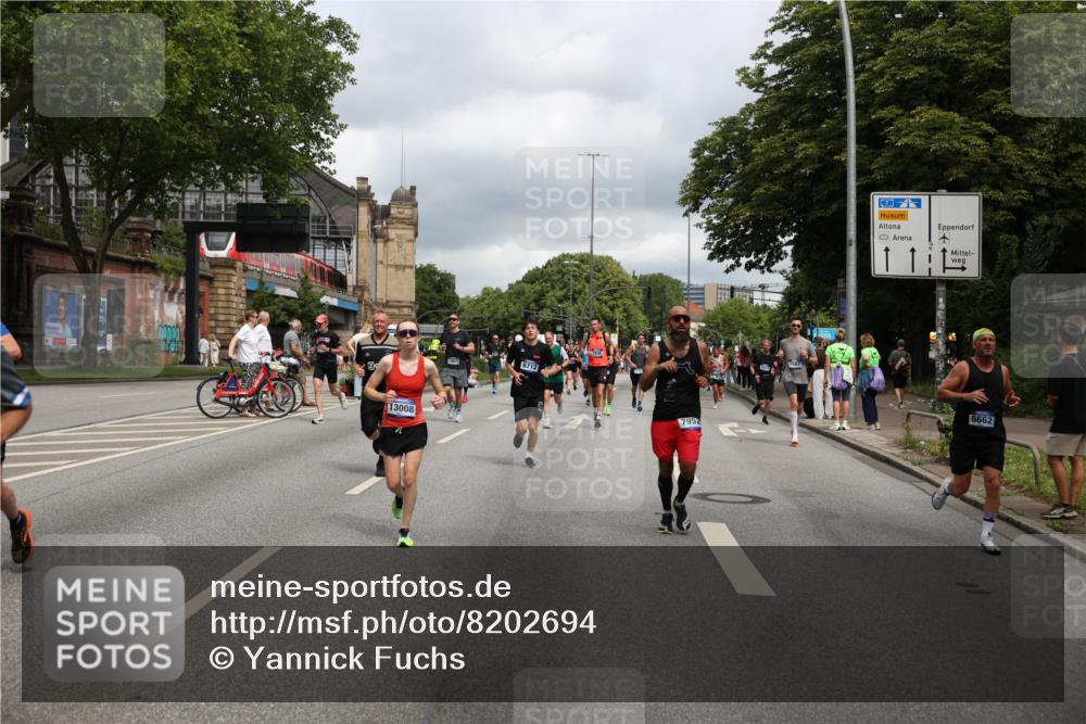 29.06.2025 - hella hamburg halbmarathon Yannick Fuchs http://msf.ph/oto/8202694 29.06.2025 10:44:48 20KM 1461, 1466, 1507, 1750, 1817, 2207, 2880, 3654, 4077, 4346, 4816, 5018, 5115, 6027, 6662, 6712, 6795, 7052, 7134, 7176, 7397, 7583, 7930, 7932, 8117, 8205, 8572, 8704, 8819, 9057, 11214, 11356, 11607, 12016, 12624, 12949, 13008, 13687, 13701, 13875, 14034, 14125, 14257, 14626, 15362, 15395, 15720, 15803, 15950, 16285, 16291, 16716, 17129, 17179, 17221, 17384, 18006, 18066, 18370, 18394, 18489, 18811 meine-sportfotos.de