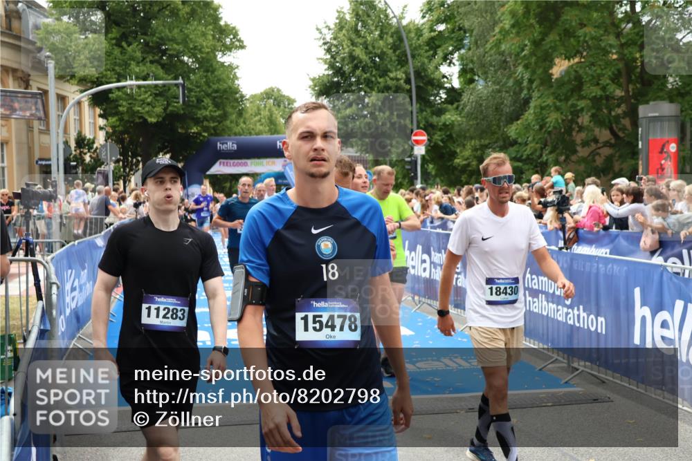 29.06.2025 - hella hamburg halbmarathon Zöllner http://msf.ph/oto/8202798 29.06.2025 10:47:53 Ziel 2340, 5915, 6836, 8564, 11961, 12679, 14383, 14730, 17451, 18356, 18836 meine-sportfotos.de