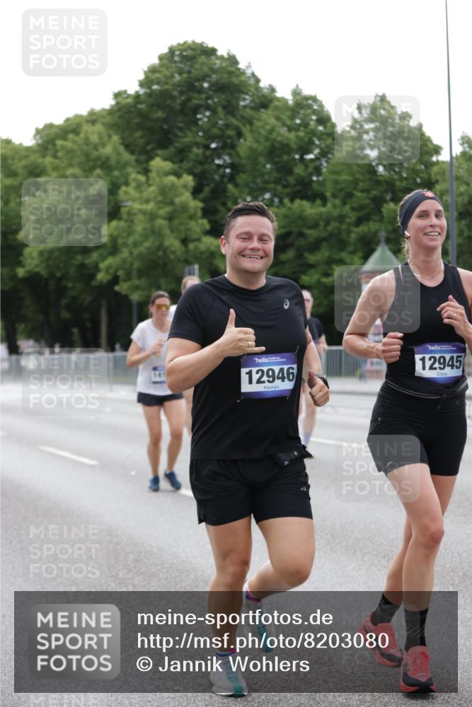 29.06.2025 - hella hamburg halbmarathon Jannik Wohlers http://msf.ph/oto/8203080 29.06.2025 10:25:37 Lombardsbrücke 1479, 4797, 5497, 6663, 8276, 8674, 10219, 11139, 11596, 11828, 11859, 12838, 12945, 12946, 14063, 14179, 14223, 14356, 14726, 17369, 19144 meine-sportfotos.de