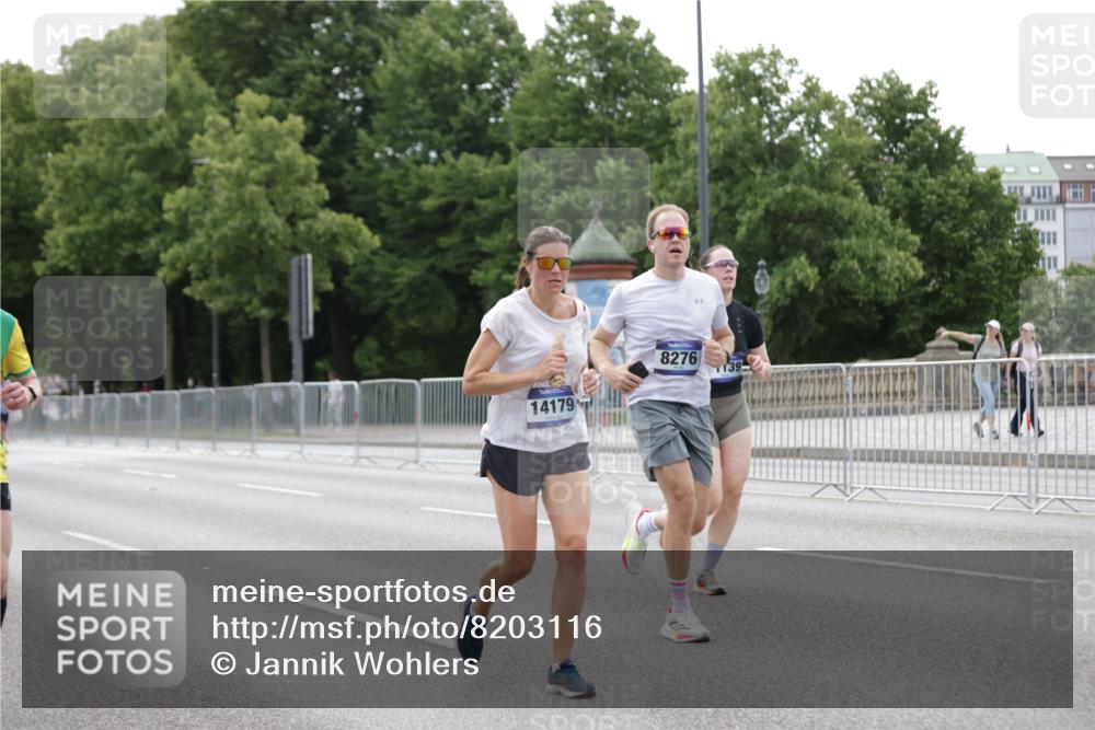29.06.2025 - hella hamburg halbmarathon Jannik Wohlers http://msf.ph/oto/8203116 29.06.2025 10:25:39 Lombardsbrücke 4797, 5497, 6159, 6663, 8276, 8674, 10219, 11139, 11596, 11828, 11859, 12838, 12945, 12946, 14063, 14179, 14223, 14356, 14726, 17369, 19144 meine-sportfotos.de