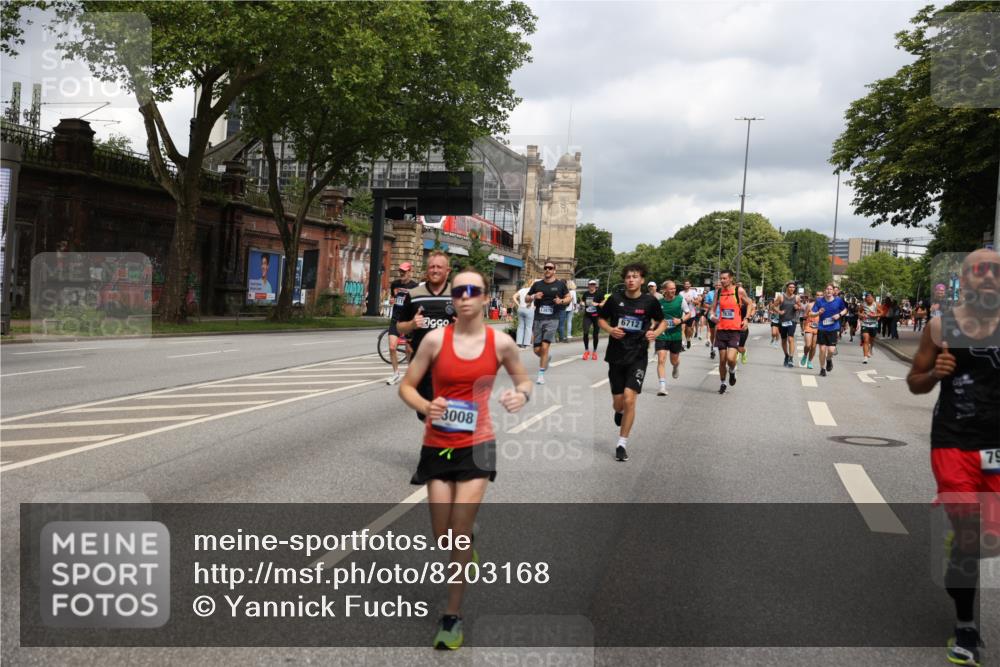 29.06.2025 - hella hamburg halbmarathon Yannick Fuchs http://msf.ph/oto/8203168 29.06.2025 10:44:49 20KM 1461, 1466, 1507, 1750, 1817, 2207, 2880, 3654, 4077, 4346, 4816, 5018, 5115, 6027, 6662, 6712, 6795, 7052, 7134, 7176, 7397, 7583, 7930, 7932, 8117, 8205, 8572, 8704, 8819, 9057, 11214, 11356, 11607, 12016, 12624, 12949, 13008, 13687, 13701, 13808, 13875, 14034, 14125, 14257, 14626, 15362, 15395, 15720, 15803, 16285, 16291, 16716, 17129, 17179, 17221, 17384, 18006, 18066, 18182, 18370, 18394, 18489 meine-sportfotos.de