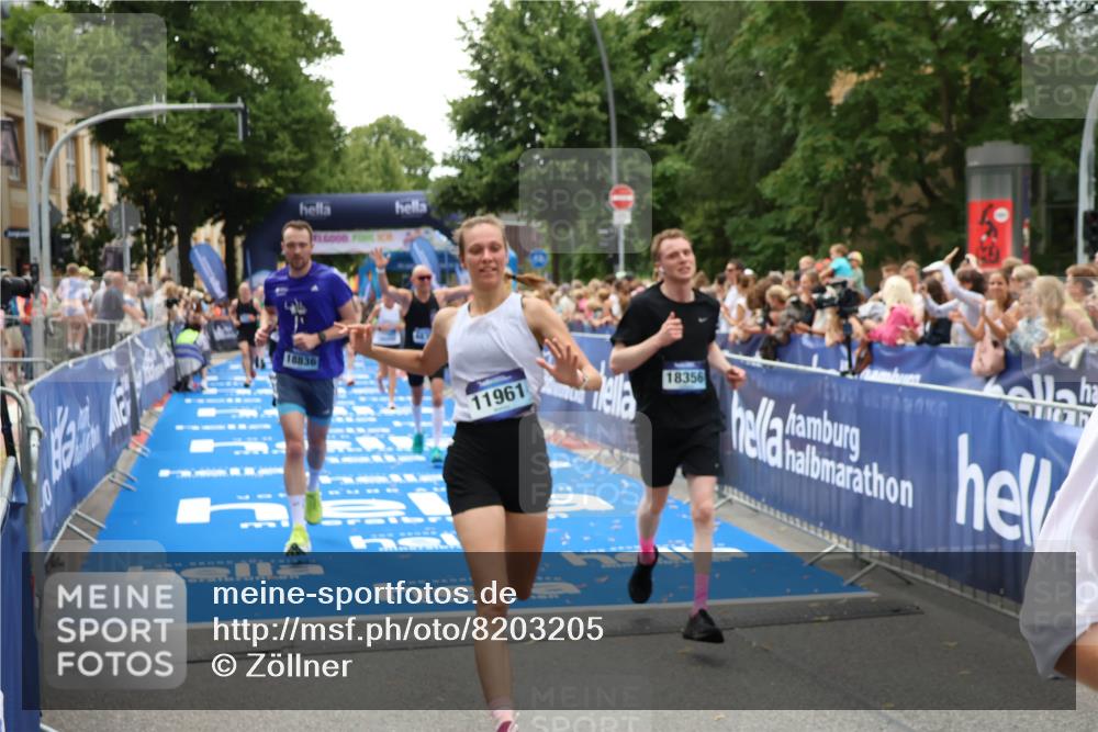 29.06.2025 - hella hamburg halbmarathon Zöllner http://msf.ph/oto/8203205 29.06.2025 10:47:58 Ziel 1604, 1613, 4528, 5022, 6836, 11961, 14730, 15333, 16766, 17451, 18356, 18836, 19198 meine-sportfotos.de