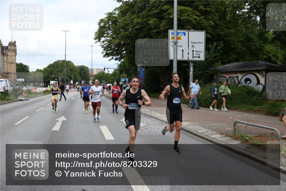29.06.2025 - hella hamburg halbmarathon Yannick Fuchs http://msf.ph/oto/8203329 29.06.2025 10:32:10 20KM 1290, 1505, 2196, 2404, 3790, 5042, 5791, 5923, 6047, 6458, 9017, 9914, 9944, 10190, 10451, 10922, 11106, 11423, 12739, 12900, 13141, 13148, 13372, 13854, 14387, 15410, 16992, 17137, 18103, 18159, 18216, 18357, 18986 meine-sportfotos.de