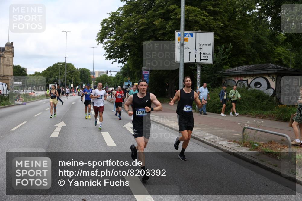 29.06.2025 - hella hamburg halbmarathon Yannick Fuchs http://msf.ph/oto/8203392 29.06.2025 10:32:10 20KM 1290, 1505, 2196, 2404, 3790, 5042, 5791, 5923, 6047, 6458, 9017, 9914, 9944, 10190, 10451, 10922, 11106, 11423, 12739, 12900, 13141, 13148, 13372, 13854, 14387, 15410, 16992, 17137, 18103, 18159, 18216, 18357, 18986 meine-sportfotos.de