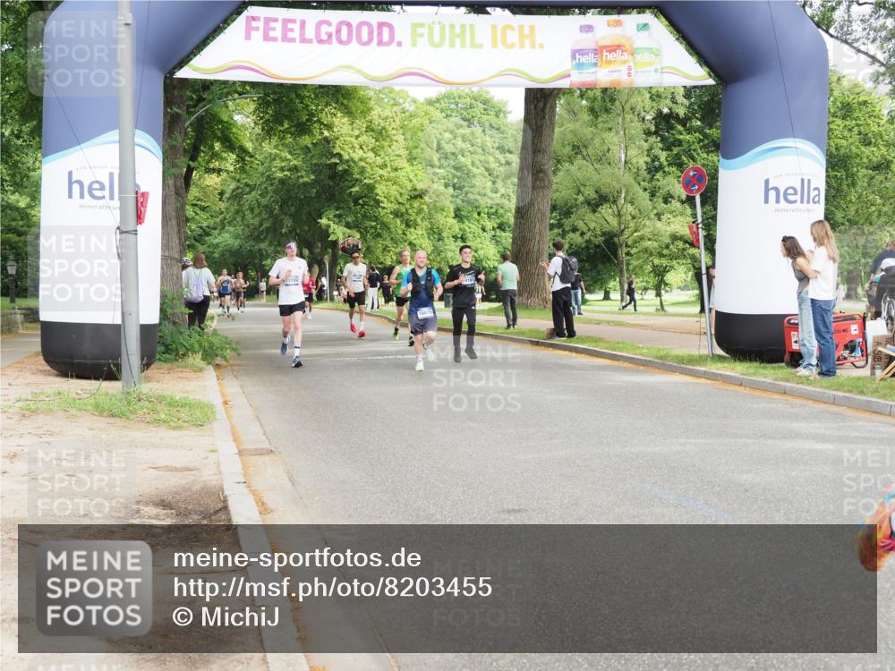 29.06.2025 - hella hamburg halbmarathon MichiJ http://msf.ph/oto/8203455 29.06.2025 10:21:58 Zwischen KM18-KM19 1707, 1990, 4679, 11150, 14276, 16425 meine-sportfotos.de