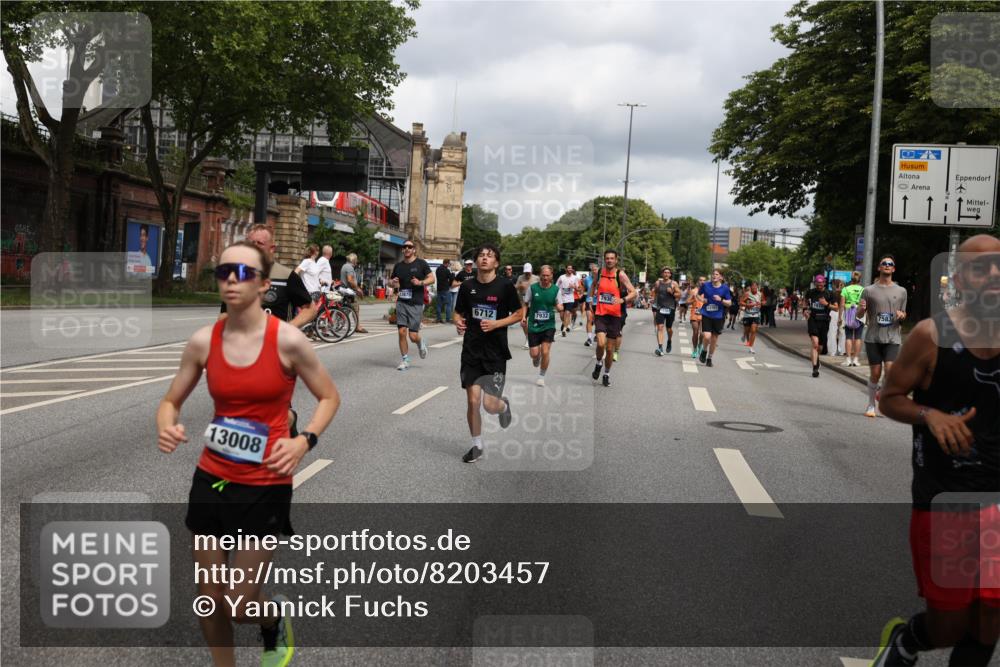 29.06.2025 - hella hamburg halbmarathon Yannick Fuchs http://msf.ph/oto/8203457 29.06.2025 10:44:49 20KM 1461, 1466, 1507, 1750, 1817, 2207, 2880, 3654, 4077, 4346, 4816, 5018, 5115, 6027, 6662, 6712, 6795, 7052, 7134, 7176, 7397, 7583, 7930, 7932, 8117, 8205, 8572, 8704, 8819, 9057, 11214, 11356, 11607, 12016, 12624, 12949, 13008, 13687, 13701, 13808, 13875, 14034, 14125, 14257, 14626, 15362, 15395, 15720, 15803, 16285, 16291, 16716, 17129, 17179, 17221, 17384, 18006, 18066, 18182, 18370, 18394, 18489 meine-sportfotos.de