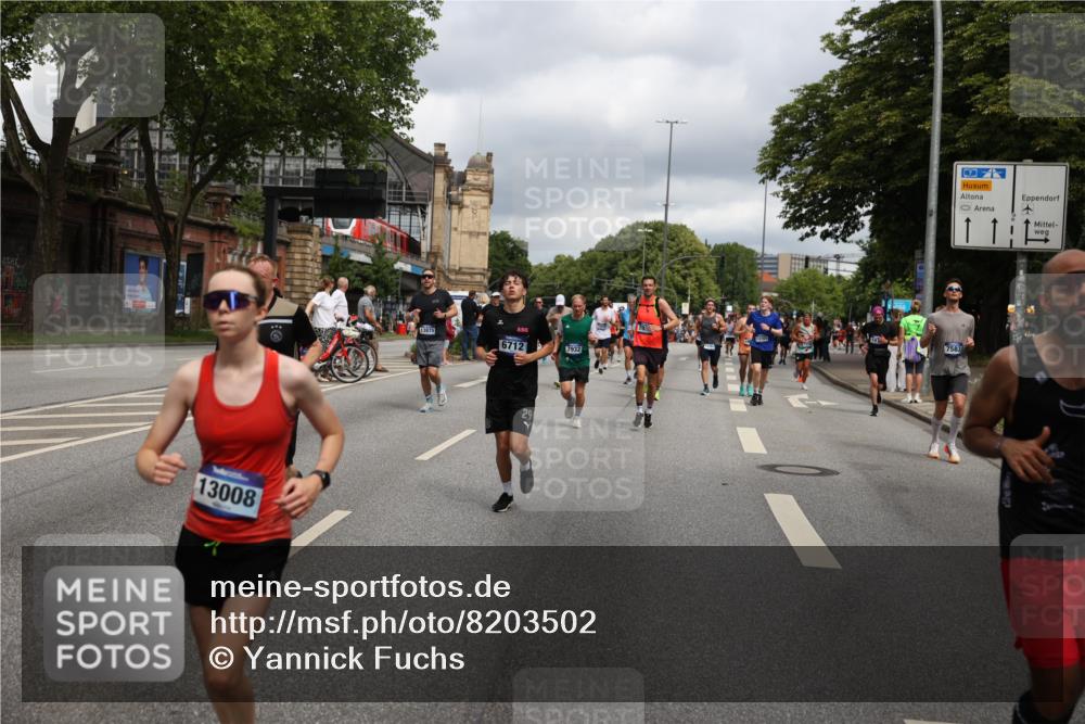 29.06.2025 - hella hamburg halbmarathon Yannick Fuchs http://msf.ph/oto/8203502 29.06.2025 10:44:49 20KM 1461, 1466, 1507, 1750, 1817, 2207, 2880, 3654, 4077, 4346, 4816, 5018, 5115, 6027, 6662, 6712, 6795, 7052, 7134, 7176, 7397, 7583, 7930, 7932, 8117, 8205, 8572, 8704, 8819, 9057, 11214, 11356, 11607, 12016, 12624, 12949, 13008, 13687, 13701, 13808, 13875, 14034, 14125, 14257, 14626, 15362, 15395, 15720, 15803, 16285, 16291, 16716, 17129, 17179, 17221, 17384, 18006, 18066, 18182, 18370, 18394, 18489 meine-sportfotos.de