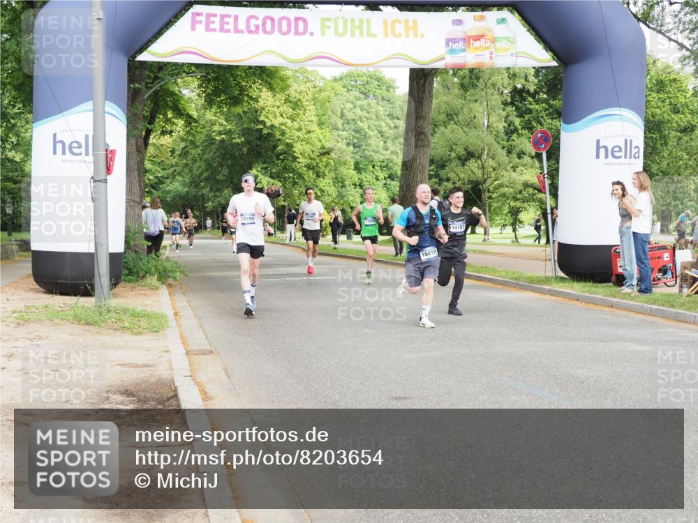 29.06.2025 - hella hamburg halbmarathon MichiJ http://msf.ph/oto/8203654 29.06.2025 10:21:59 Zwischen KM18-KM19 1707, 1990, 11150, 14276, 16425, 16619 meine-sportfotos.de