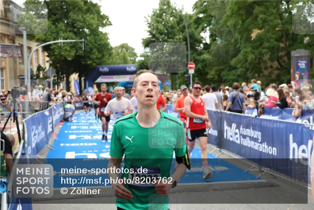 29.06.2025 - hella hamburg halbmarathon Zöllner http://msf.ph/oto/8203762 29.06.2025 10:48:10 Ziel 1086, 1914, 4324, 4711, 9544, 9626, 9638, 12706, 12724, 12747, 13570, 14192, 15973, 16094, 16149, 16269 meine-sportfotos.de