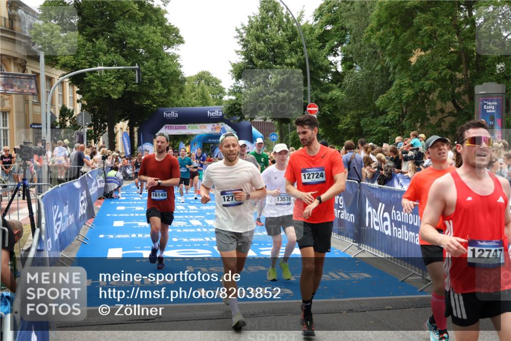 29.06.2025 - hella hamburg halbmarathon Zöllner http://msf.ph/oto/8203852 29.06.2025 10:48:11 Ziel 1086, 1914, 4324, 4711, 9544, 9626, 9638, 12685, 12706, 12724, 12747, 13570, 14192, 14814, 15590, 15973, 15981, 16094, 16149, 16269 meine-sportfotos.de