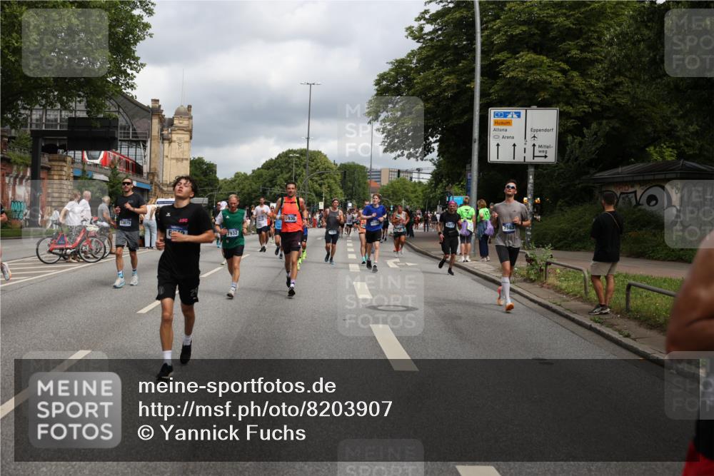 29.06.2025 - hella hamburg halbmarathon Yannick Fuchs http://msf.ph/oto/8203907 29.06.2025 10:44:50 20KM 1461, 1466, 1750, 1817, 2207, 2880, 3654, 4077, 4346, 4816, 5018, 5115, 6027, 6662, 6712, 6795, 7052, 7134, 7397, 7583, 7930, 7932, 8117, 8205, 8572, 8704, 8819, 9057, 11214, 11356, 12016, 12624, 12949, 13008, 13687, 13701, 13808, 13875, 14034, 14125, 14257, 14626, 15362, 15395, 15720, 16285, 16291, 16716, 17129, 17179, 17221, 17384, 18006, 18182, 18370, 18394, 18413, 18489 meine-sportfotos.de