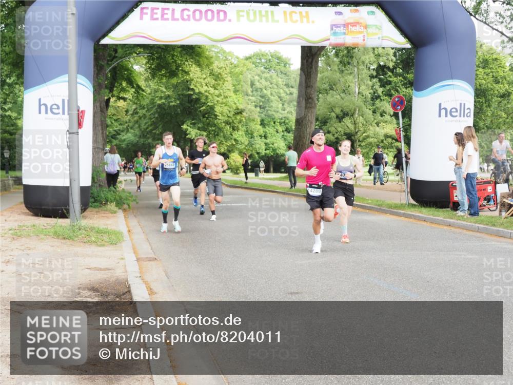 29.06.2025 - hella hamburg halbmarathon MichiJ http://msf.ph/oto/8204011 29.06.2025 10:22:08 Zwischen KM18-KM19 4749, 13199, 13961, 14289, 15887, 17056 meine-sportfotos.de
