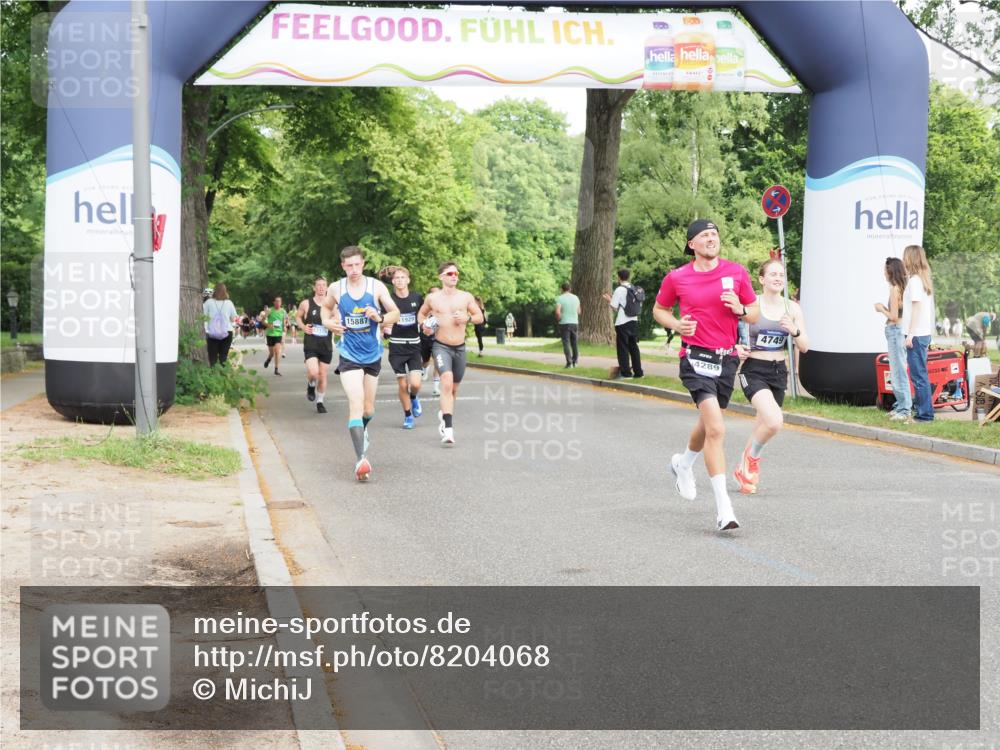 29.06.2025 - hella hamburg halbmarathon MichiJ http://msf.ph/oto/8204068 29.06.2025 10:22:08 Zwischen KM18-KM19 4749, 13199, 13961, 14289, 15887, 17056 meine-sportfotos.de