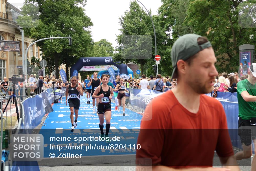 29.06.2025 - hella hamburg halbmarathon Zöllner http://msf.ph/oto/8204110 29.06.2025 10:48:14 Ziel 1914, 4711, 7599, 8916, 9544, 9626, 9638, 11211, 12685, 14192, 14814, 15590, 15629, 15973, 15981, 16094, 16269, 19127 meine-sportfotos.de