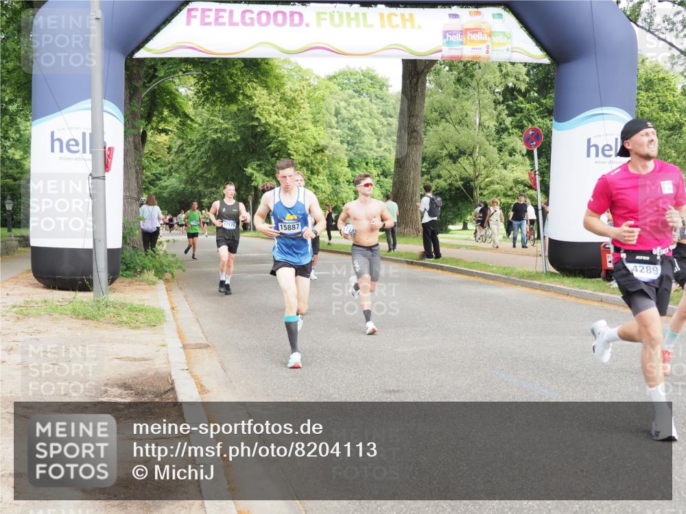 29.06.2025 - hella hamburg halbmarathon MichiJ http://msf.ph/oto/8204113 29.06.2025 10:22:09 Zwischen KM18-KM19 4749, 11929, 13199, 13961, 14289, 15887, 17056, 17175 meine-sportfotos.de