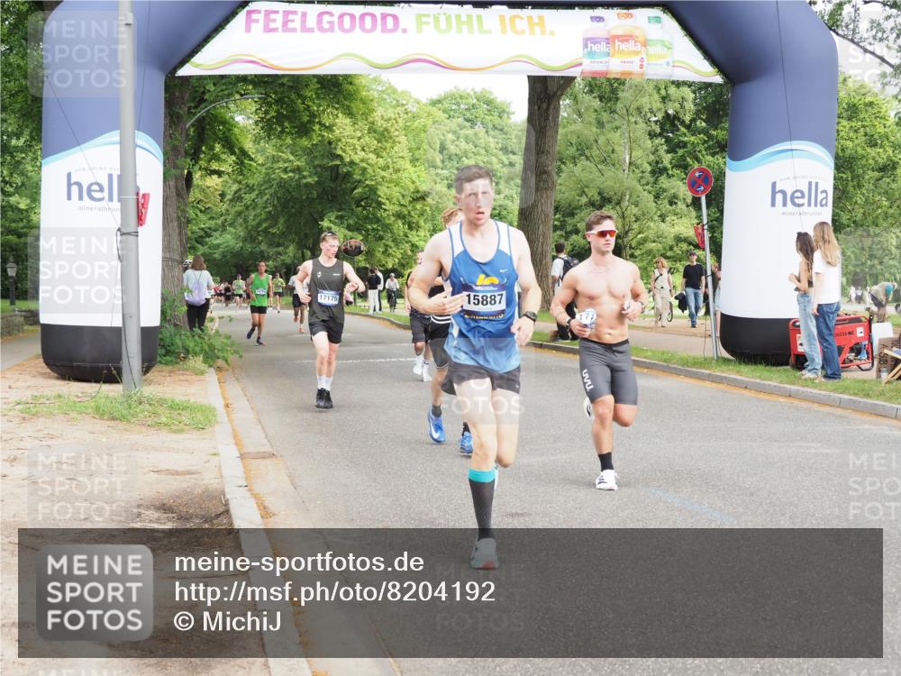 29.06.2025 - hella hamburg halbmarathon MichiJ http://msf.ph/oto/8204192 29.06.2025 10:22:10 Zwischen KM18-KM19 4749, 11929, 13961, 14289, 15887, 17056, 17117, 17175 meine-sportfotos.de