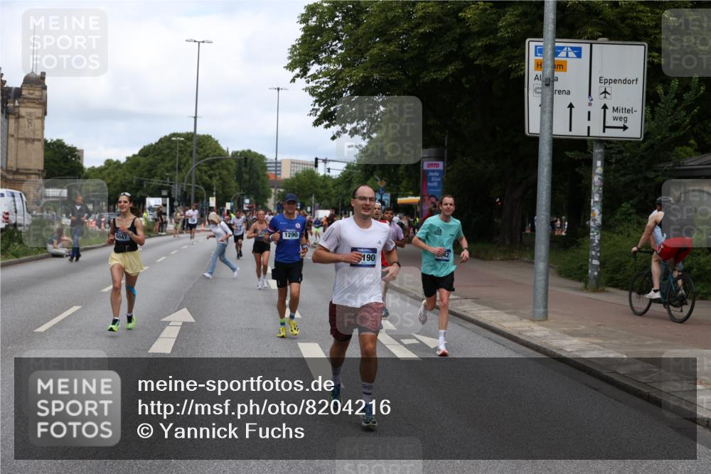 29.06.2025 - hella hamburg halbmarathon Yannick Fuchs http://msf.ph/oto/8204216 29.06.2025 10:32:11 20KM 1290, 1505, 2196, 2404, 3790, 5042, 5791, 5923, 6047, 6458, 9017, 9914, 9944, 10190, 10451, 10922, 11106, 11423, 12739, 12900, 13141, 13148, 13372, 15410, 16992, 17137, 18103, 18159, 18193, 18216, 18357, 18986 meine-sportfotos.de