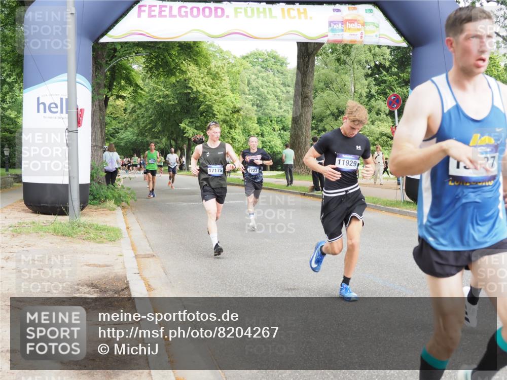 29.06.2025 - hella hamburg halbmarathon MichiJ http://msf.ph/oto/8204267 29.06.2025 10:22:11 Zwischen KM18-KM19 4749, 7723, 11929, 14289, 15887, 17117, 17175 meine-sportfotos.de