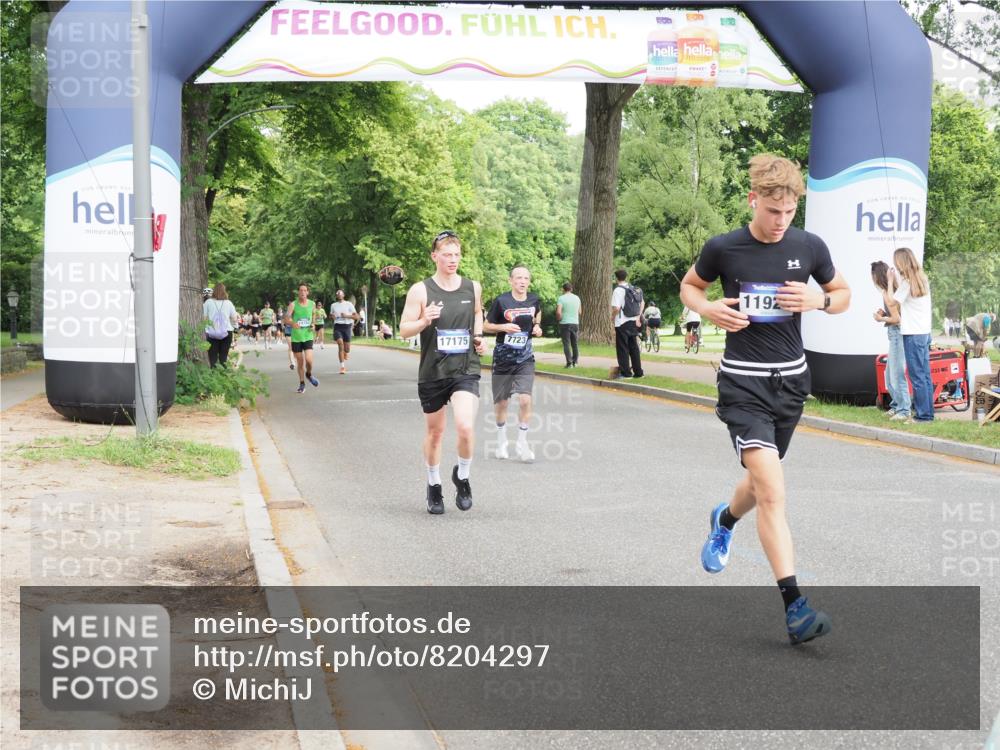 29.06.2025 - hella hamburg halbmarathon MichiJ http://msf.ph/oto/8204297 29.06.2025 10:22:11 Zwischen KM18-KM19 4749, 7723, 11929, 14289, 15887, 17117, 17175 meine-sportfotos.de