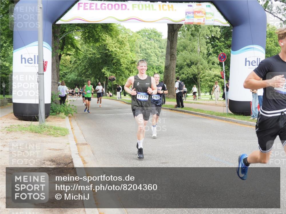 29.06.2025 - hella hamburg halbmarathon MichiJ http://msf.ph/oto/8204360 29.06.2025 10:22:11 Zwischen KM18-KM19 4749, 7723, 11929, 14289, 15887, 17117, 17175 meine-sportfotos.de