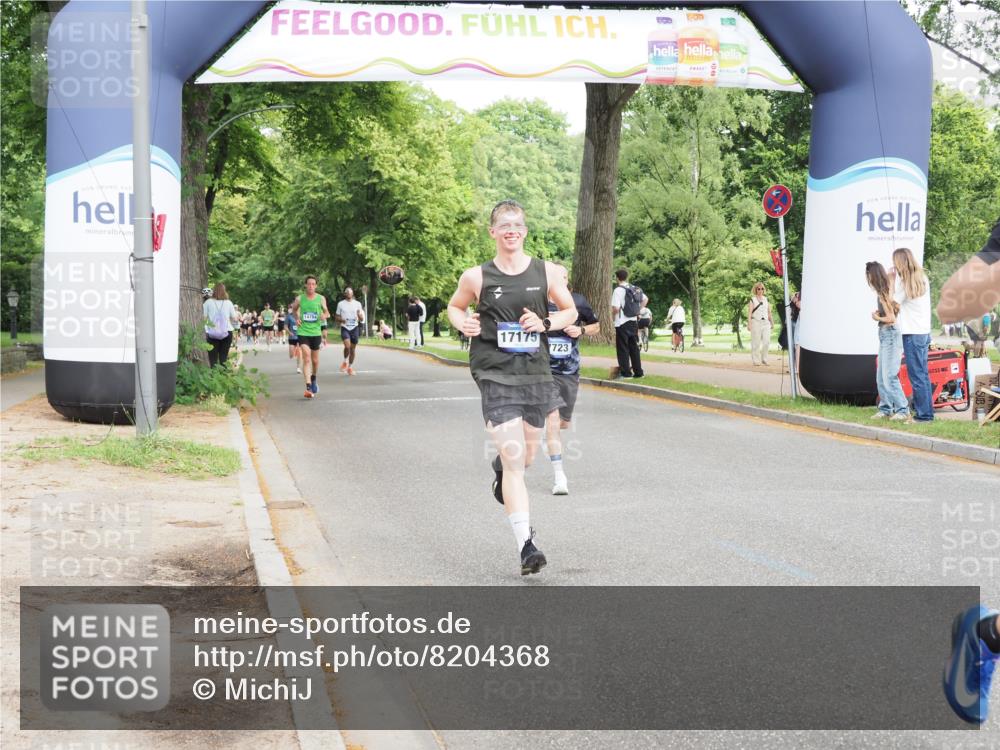 29.06.2025 - hella hamburg halbmarathon MichiJ http://msf.ph/oto/8204368 29.06.2025 10:22:11 Zwischen KM18-KM19 4749, 7723, 11929, 14289, 15887, 17117, 17175 meine-sportfotos.de