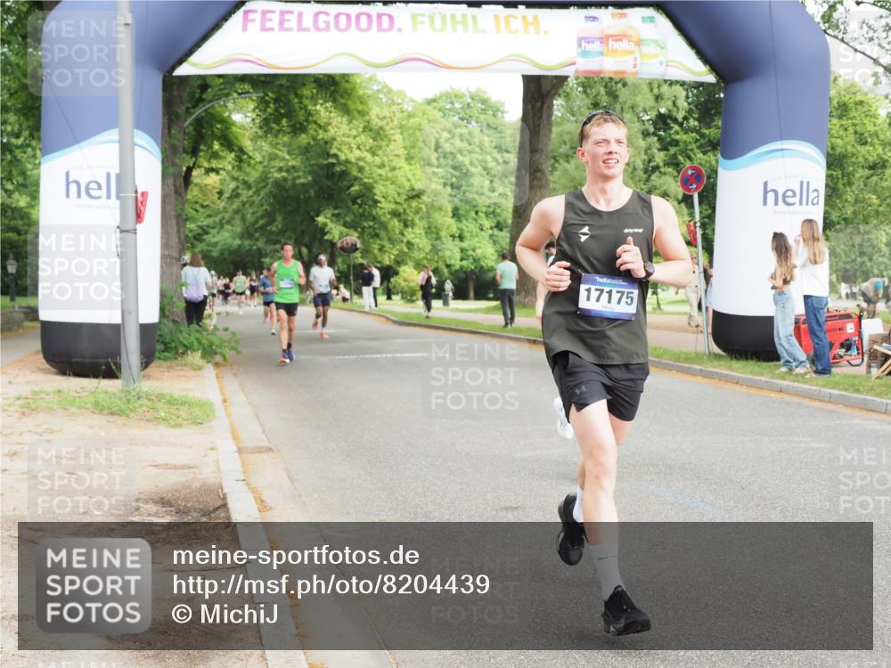 29.06.2025 - hella hamburg halbmarathon MichiJ http://msf.ph/oto/8204439 29.06.2025 10:22:12 Zwischen KM18-KM19 4749, 7723, 11929, 14289, 15887, 17117, 17175 meine-sportfotos.de