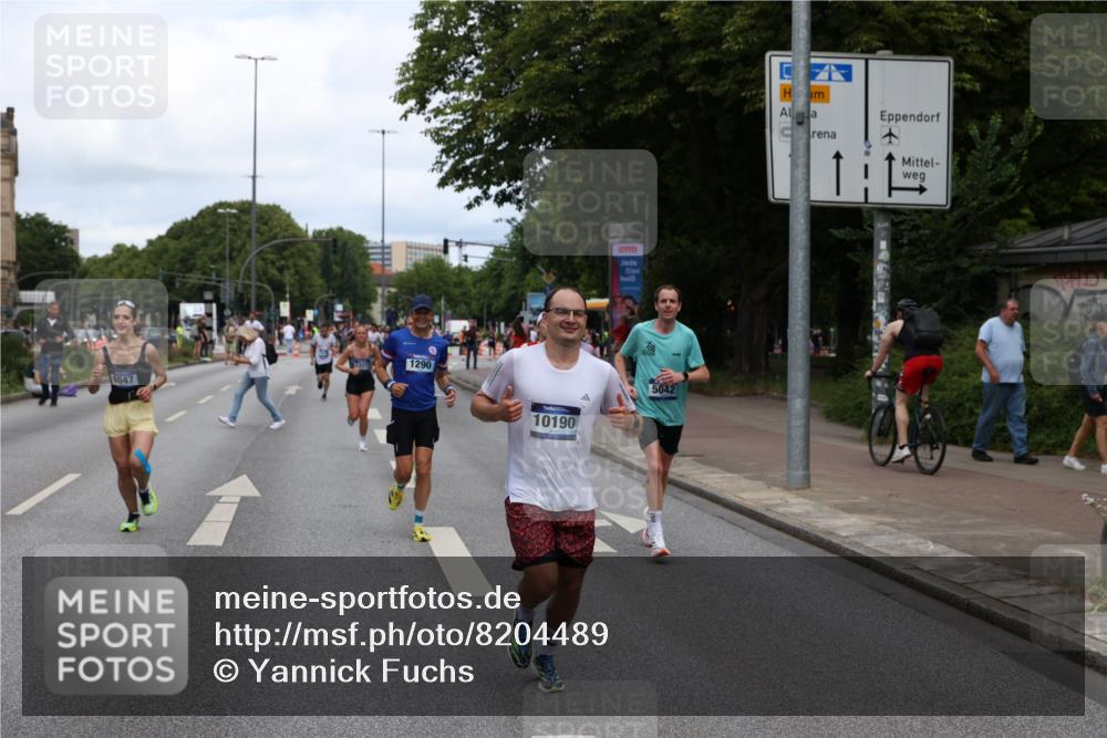 29.06.2025 - hella hamburg halbmarathon Yannick Fuchs http://msf.ph/oto/8204489 29.06.2025 10:32:11 20KM 1290, 1505, 2196, 2404, 3790, 5042, 5791, 5923, 6047, 6458, 9017, 9914, 9944, 10190, 10451, 10922, 11106, 11423, 12739, 12900, 13141, 13148, 13372, 15410, 16992, 17137, 18103, 18159, 18193, 18216, 18357, 18986 meine-sportfotos.de