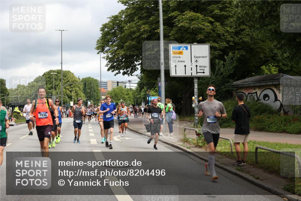 29.06.2025 - hella hamburg halbmarathon Yannick Fuchs http://msf.ph/oto/8204496 29.06.2025 10:44:50 20KM 1461, 1466, 1750, 1817, 2207, 2880, 3654, 4077, 4346, 4816, 5018, 5115, 6027, 6662, 6712, 6795, 7052, 7134, 7397, 7583, 7930, 7932, 8117, 8205, 8572, 8704, 8819, 9057, 11214, 11356, 12016, 12624, 12949, 13008, 13687, 13701, 13808, 13875, 14034, 14125, 14257, 14626, 15362, 15395, 15720, 16285, 16291, 16716, 17129, 17179, 17221, 17384, 18006, 18182, 18370, 18394, 18413, 18489 meine-sportfotos.de
