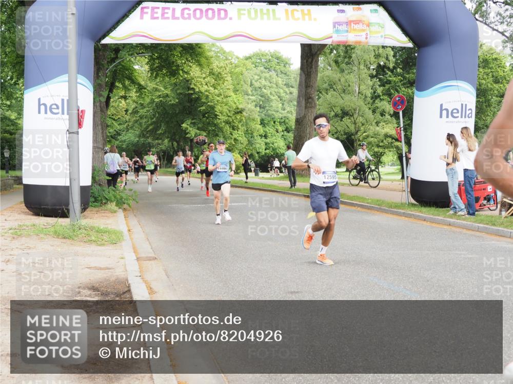 29.06.2025 - hella hamburg halbmarathon MichiJ http://msf.ph/oto/8204926 29.06.2025 10:22:17 Zwischen KM18-KM19 7723, 11929, 12595, 14784, 17117, 17175 meine-sportfotos.de