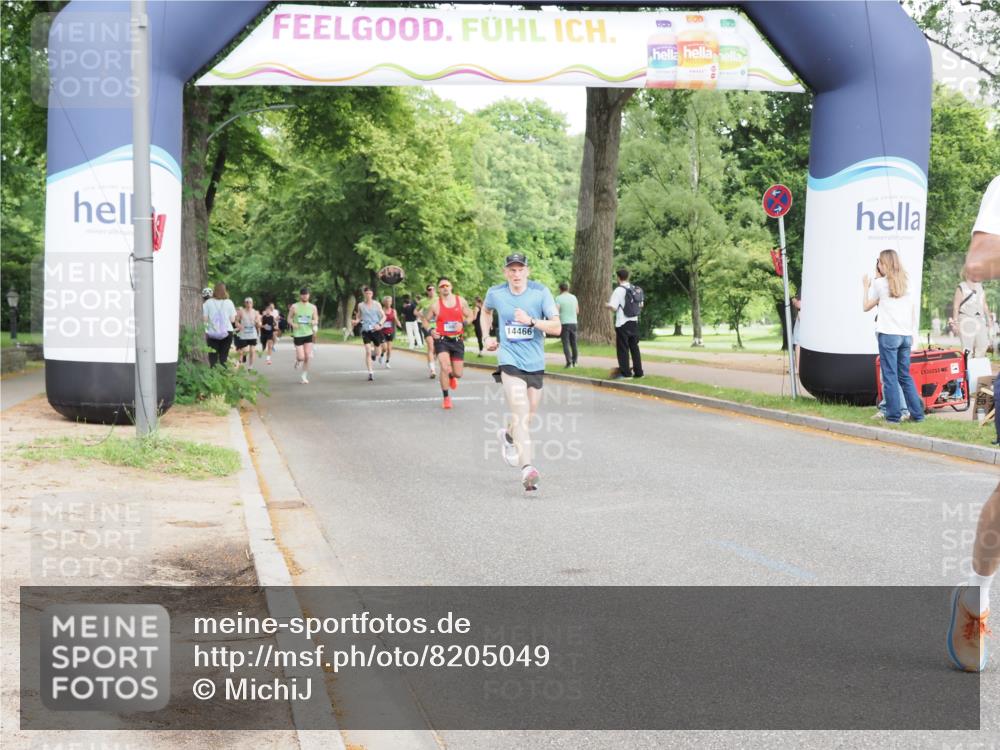 29.06.2025 - hella hamburg halbmarathon MichiJ http://msf.ph/oto/8205049 29.06.2025 10:22:18 Zwischen KM18-KM19 7723, 12595, 14784, 17117 meine-sportfotos.de