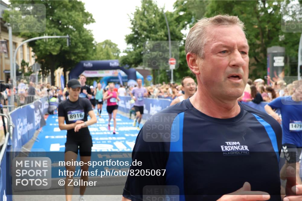 29.06.2025 - hella hamburg halbmarathon Zöllner http://msf.ph/oto/8205067 29.06.2025 10:48:25 Ziel 1537, 3747, 5129, 5362, 5528, 6081, 6923, 7367, 8216, 9262, 9770, 11467, 12549, 15735, 17745, 17982, 18790, 18923, 18963 meine-sportfotos.de