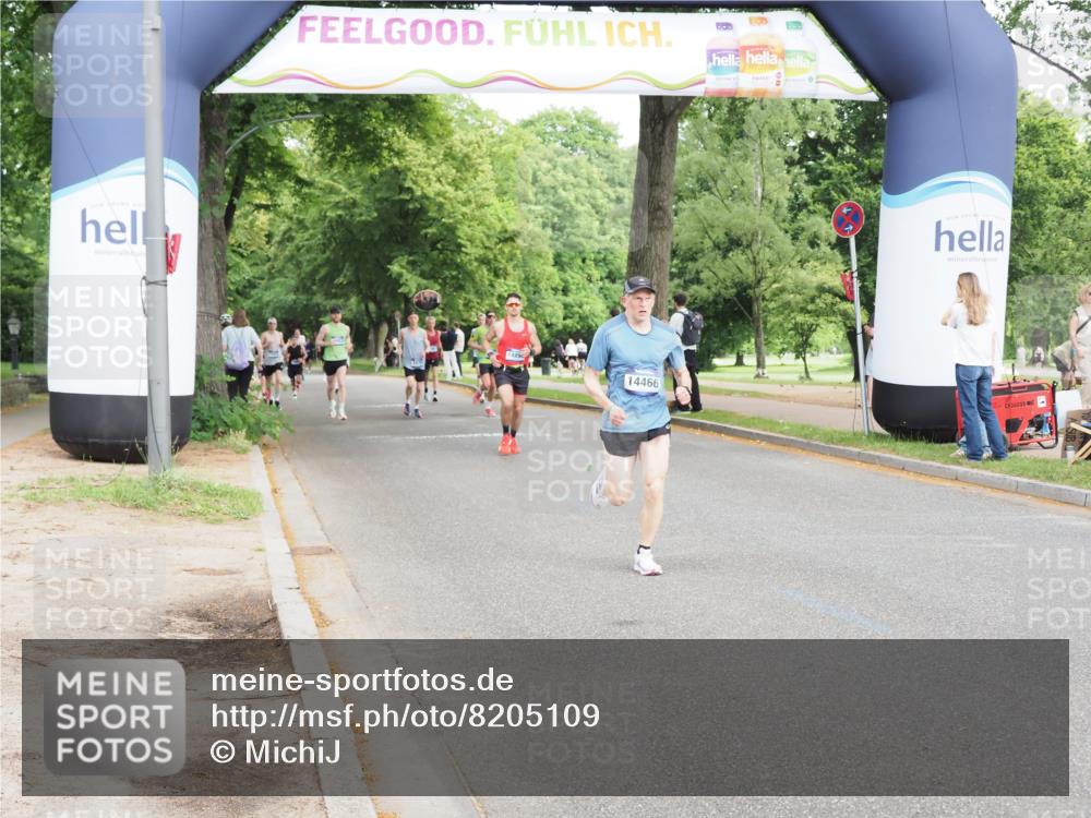 29.06.2025 - hella hamburg halbmarathon MichiJ http://msf.ph/oto/8205109 29.06.2025 10:22:19 Zwischen KM18-KM19 7723, 12595, 14466, 14784 meine-sportfotos.de