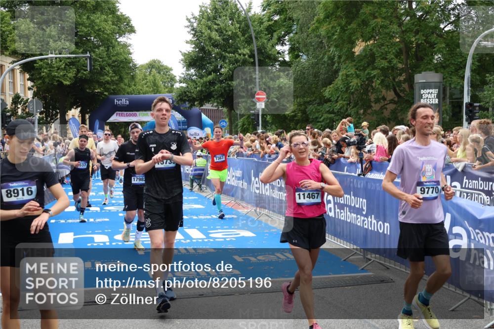 29.06.2025 - hella hamburg halbmarathon Zöllner http://msf.ph/oto/8205196 29.06.2025 10:48:27 Ziel 1537, 3747, 5129, 5362, 5528, 6081, 6923, 7367, 8216, 9262, 9770, 11451, 11467, 12549, 12840, 14990, 15735, 17745, 17855, 17982, 18790, 18923 meine-sportfotos.de