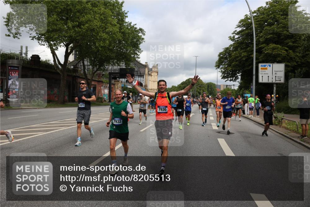29.06.2025 - hella hamburg halbmarathon Yannick Fuchs http://msf.ph/oto/8205513 29.06.2025 10:44:52 20KM 1461, 1466, 1750, 1817, 2207, 2880, 3654, 4077, 4346, 4816, 5018, 5115, 6027, 6662, 6712, 6795, 7052, 7134, 7397, 7583, 7930, 7932, 8117, 8205, 8572, 8704, 8819, 9057, 11214, 11422, 12016, 12949, 13008, 13687, 13701, 13808, 13875, 14034, 14125, 14626, 15362, 15395, 15720, 16285, 16291, 17129, 17179, 17221, 17384, 18006, 18182, 18394, 18413, 18489 meine-sportfotos.de